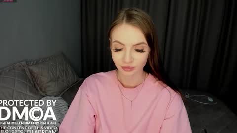 leiladream2 online show from March 3, 11:39 am