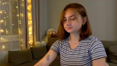 Lelia online show from July 29, 8:42 pm