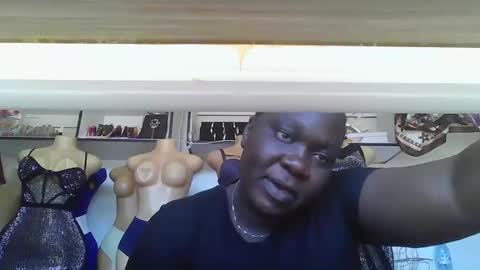 Snapshot of lemon_girl90 chatting on October 11, 8:52 am lemon_girl90 online show from October 11, 8:52 am