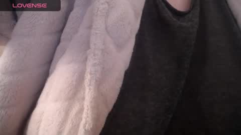 lenagolden online show from February 13, 11:28 am