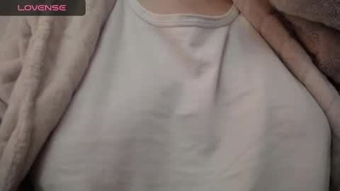 lenagolden online show from February 21, 6:18 am