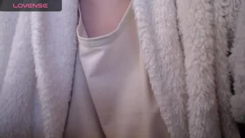 lenagolden online show from October 24, 10:05 am