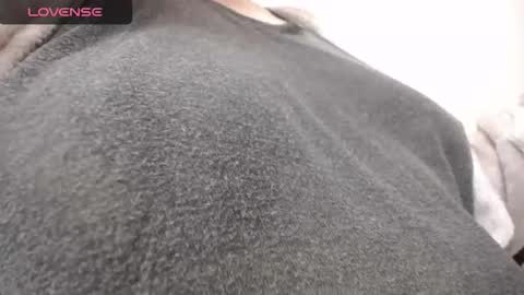 lenagolden online show from November 27, 1:30 pm