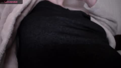 lenagolden online show from March 25, 2:13 pm