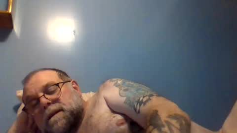 leo71313 online show from October 28, 11:39 pm