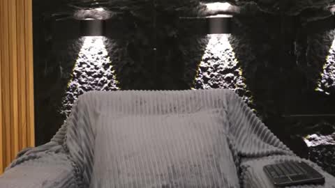 Leo  Diaz online show from March 14, 2:59 am