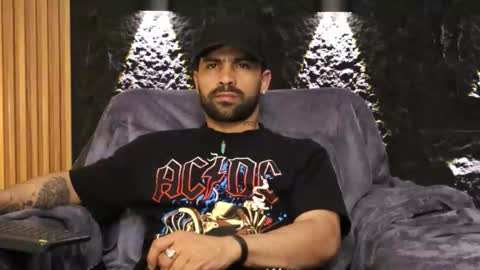 Leo  Diaz online show from February 27, 5:33 am