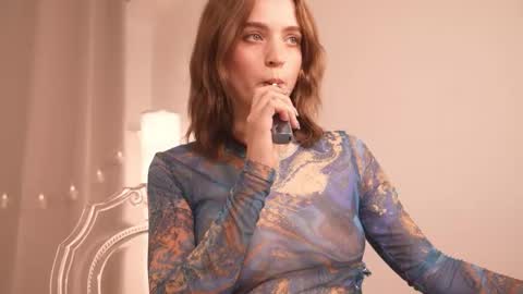  Ashly  online show from December 21, 3:51 pm