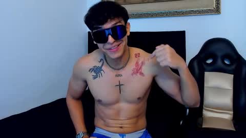 Leon Connor online show from October 4, 9:01 pm