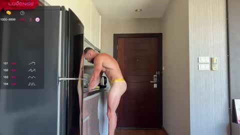 Leon online show from March 1, 4:47 am