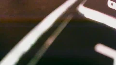 leon_pgorda online show from December 10, 9:33 pm