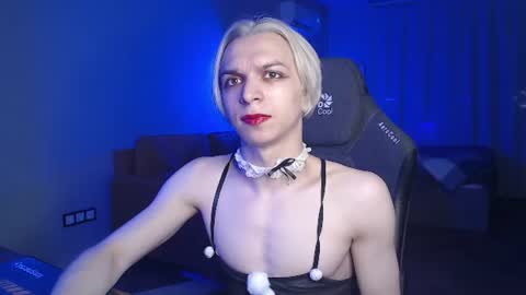 Leon online show from July 26, 9:23 pm