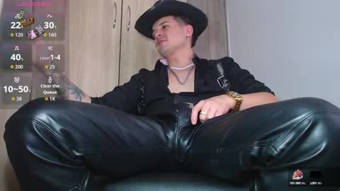 iam leonal online show from September 18, 7:40 pm