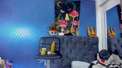 Len online show from March 3, 1:42 am