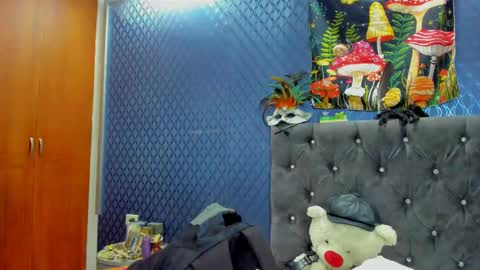 Len online show from March 12, 2:34 pm