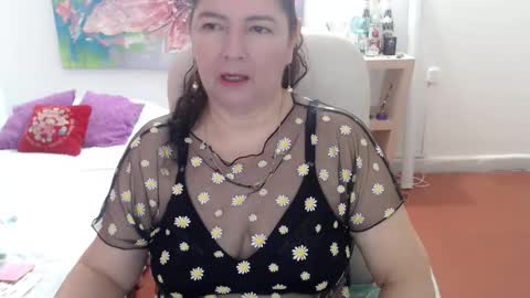 leonela   online show from March 18, 12:49 am