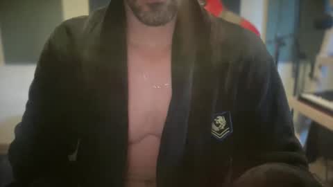 leoon_hot online show from May 18, 7:42 pm