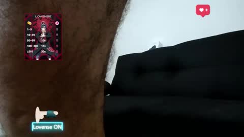 leoreem_ online show from November 8, 4:37 am