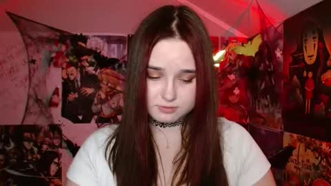 Snapshot of leraaa72 chatting on October 8, 7:20 pm little secret online show from October 8, 7:20 pm
