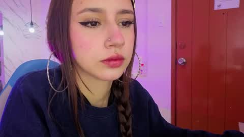   online show from May 5, 11:49 am