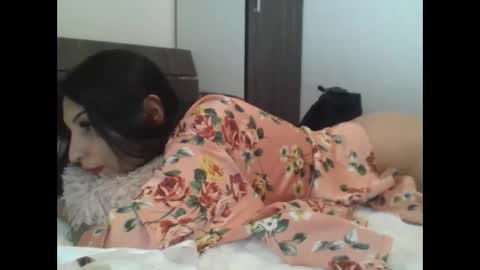 Lesley online show from February 6, 8:11 pm