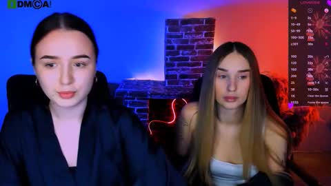 leslie_bird online show from December 23, 11:05 am