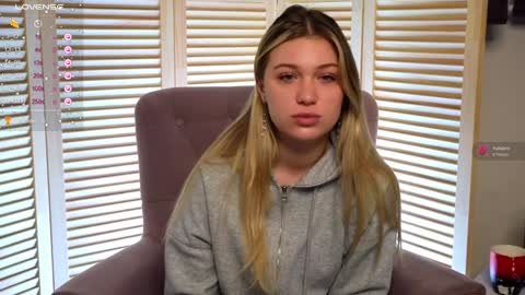 Erin Open for long and cool pvts 3 online show from December 5, 9:11 am