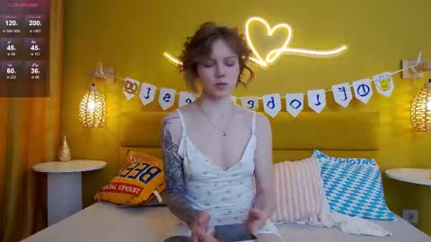 Snapshot of lessysweety chatting on September 29, 3:16 am Lessy online show from September 29, 3:16 am