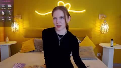 Snapshot of lessysweety chatting on September 15, 3:19 am Lessy online show from September 15, 3:19 am