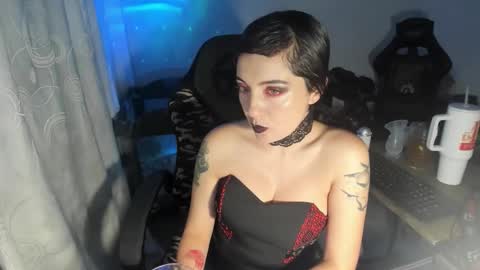 lestatdlion online show from September 26, 10:34 am