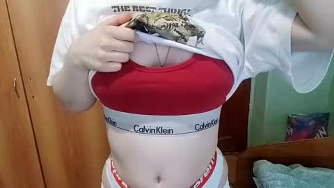 letitiaboteler online show from November 27, 11:29 am