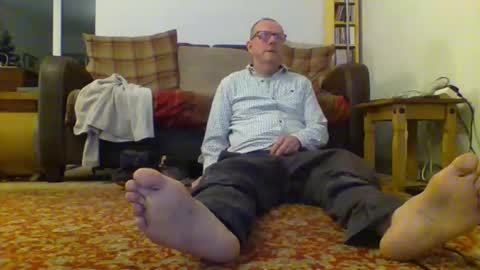 Snapshot of letmestrip chatting on December 20, 11:37 pm paul online show from December 20, 11:37 pm