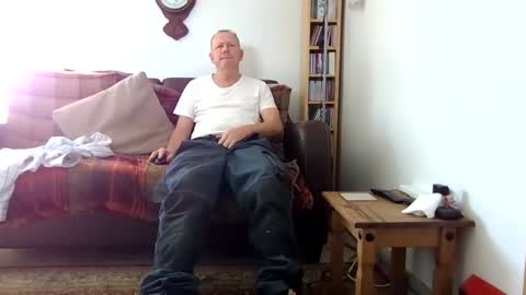 Snapshot of letmestrip chatting on September 16, 1:24 pm paul online show from September 16, 1:24 pm