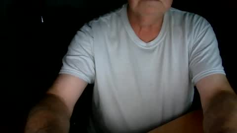 letscum2gether0 online show from June 16, 1:09 am