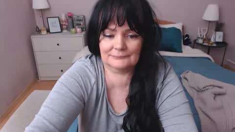 Mary online show from January 10, 5:18 pm