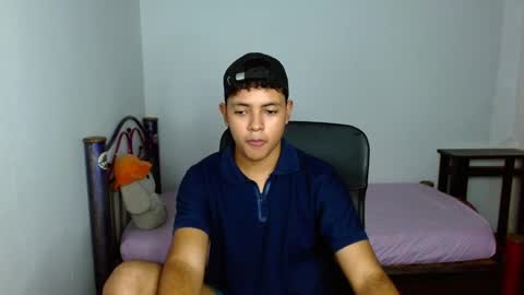 Snapshot of levii_7 chatting on September 11, 11:28 pm 0600AM-1200PM - online show from September 11, 11:28 pm