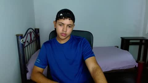 Snapshot of levii_7 chatting on September 16, 10:24 pm 0600AM-1200PM - online show from September 16, 10:24 pm