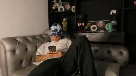 LevySteven online show from March 8, 4:01 am