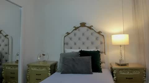    online show from December 16, 12:00 pm