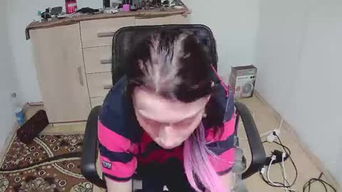 lexagrimes online show from February 7, 1:19 am