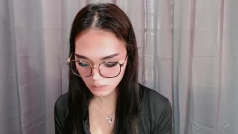 lexibabe_ online show from April 23, 5:48 am