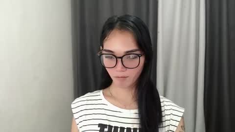 lexibabe_ online show from December 4, 5:29 am