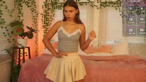 Lexi  online show from November 22, 6:45 am