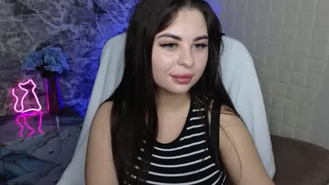 Snapshot of lexieegirl chatting on October 22, 5:25 pm Kate online show from October 22, 5:25 pm