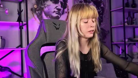 Lexi Wenford NO NUDE GODDESS online show from June 22, 4:20 am