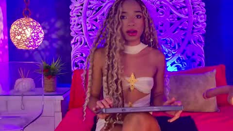lexyskye online show from May 24, 4:41 am