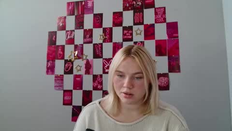 Leyla online show from November 14, 8:05 am