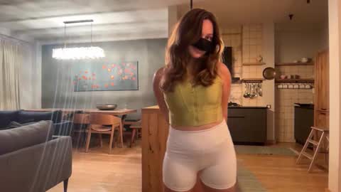 Leyla online show from September 13, 4:53 pm