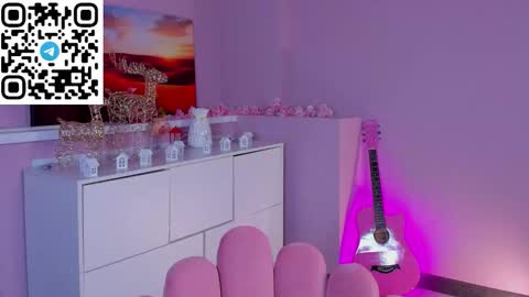 leylamirage online show from February 21, 2:31 pm