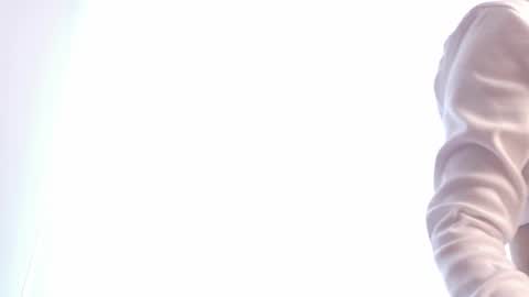 Snapshot of lia__summer chatting on October 22, 8:32 pm lia__summer online show from October 22, 8:32 pm